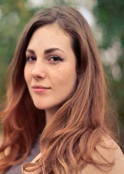 pexels-andrea-piacquadio-733872